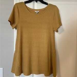 Mustard Short-Sleeve Waffle Knit Women's Top